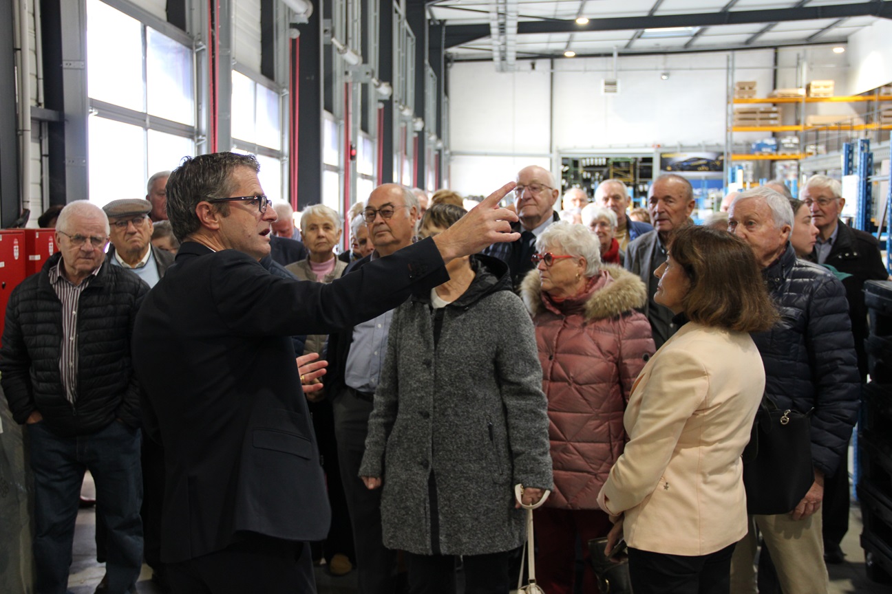 Torigny-les-Villes. D'anciens maires visitent l'entreprise Bodemer